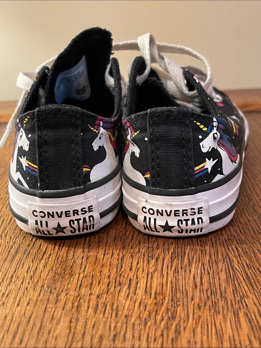 Converse Kids Black Unicon Low-Top Sneakers with White Accents, size 12